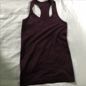 Lululemon swiftly Tank!